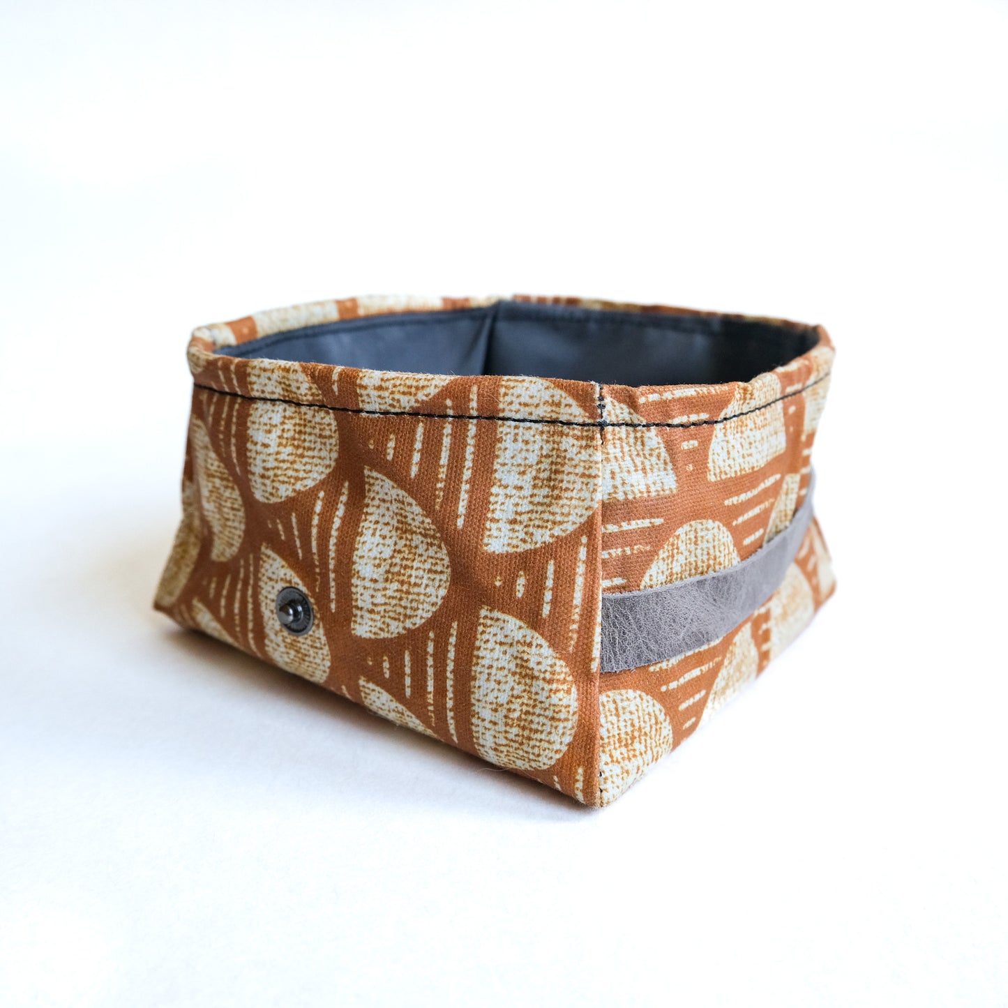 The Traveler Dog Bowl